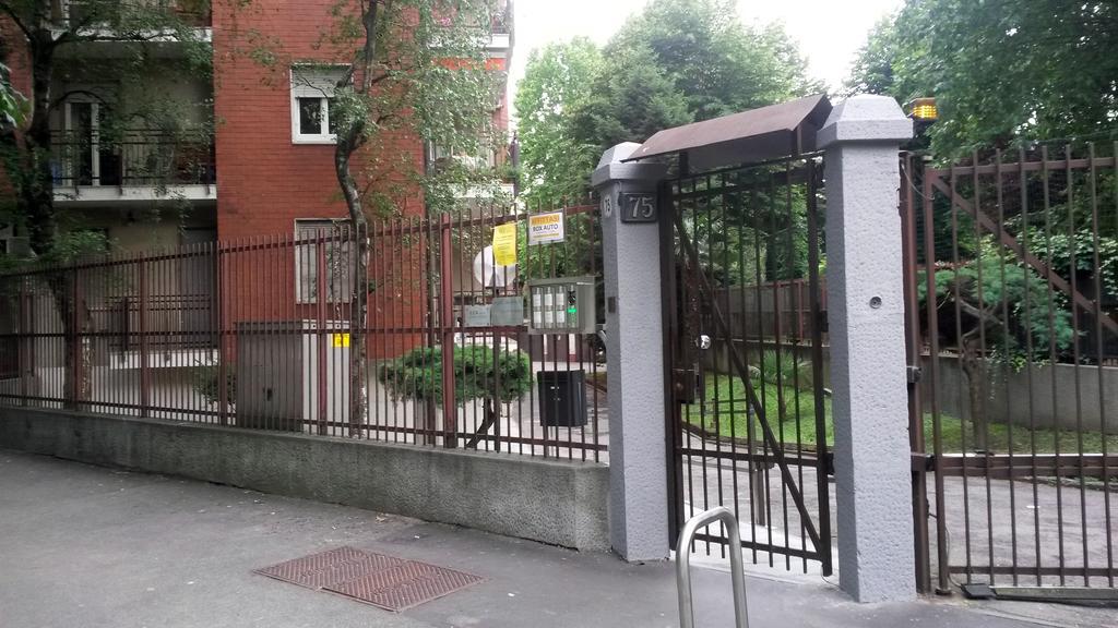 Bed & Breakfast A San Siro 75 Milan Exterior photo
